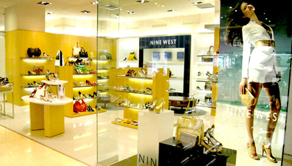 NINE WEST